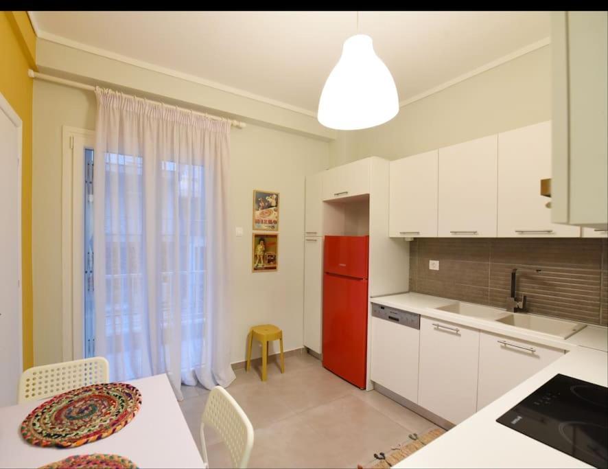 شقة The Muse, Colorful Cozy Flat On Mitropoleos Downtown سالونيك المظهر الخارجي الصورة